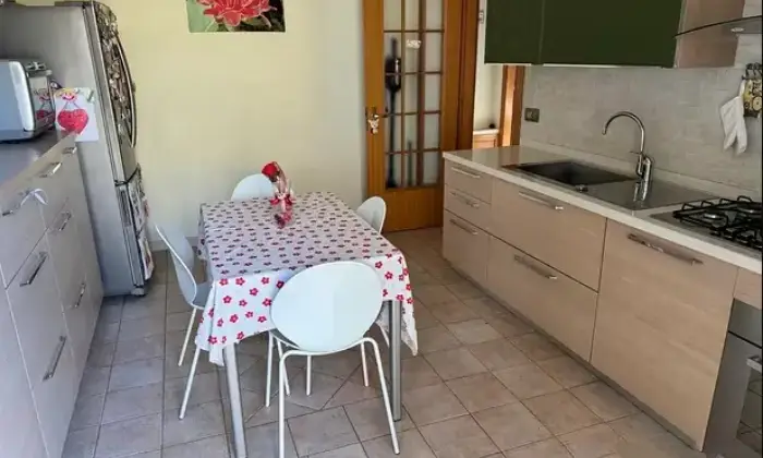 Rexer-Tremestieri-Etneo-Appartamento-in-vendita-in-via-Gravina-a-Tremestieri-Etneo-Cucina