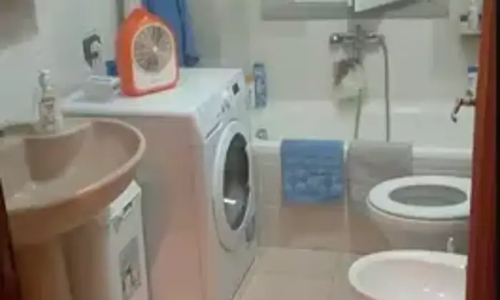 Rexer-Corvaro-Appartamento-in-vendita-in-Via-Dante-Alighieri-a-Borgorose-Bagno