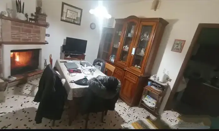 Rexer-Corvaro-Appartamento-in-vendita-in-Via-Dante-Alighieri-a-Borgorose-Salone