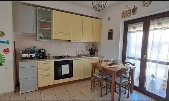 Rexer-Taverna-Trilocale-in-vendita-in-corso-Italia-a-Rende-Cucina