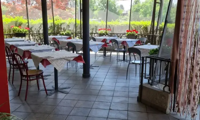 Rexer-Corteolona-e-Genzone-Immobile-commerciale-con-attivit-di-bar-ristorante-e-pizzeria-Altro