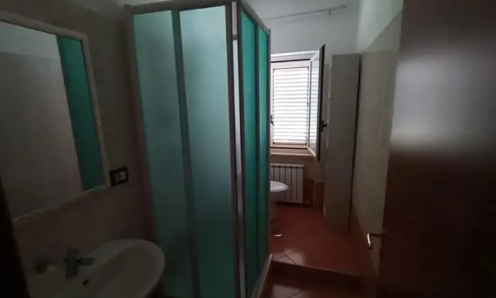 Rexer-Rovito-Vendesi-appartamento-al-primo-piano-a-Rovito-BAGNO