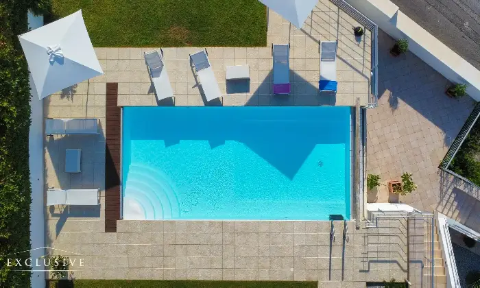 Rexer-Furnari-Villa-con-piscina-Terrazzo