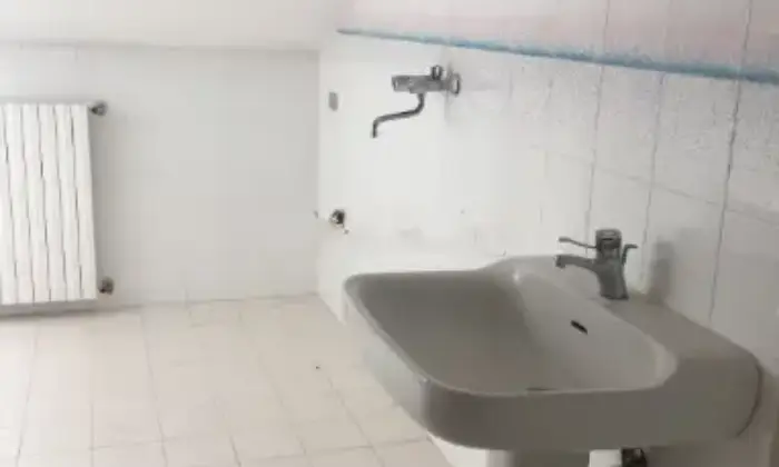 Rexer-Orsogna-Attico-in-vendita-in-via-San-Margherita-Piana-ad-Orsogna-Bagno