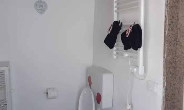Rexer-Beverino-Intero-stabile-in-vendita-in-via-Piano-a-Beverino-Bagno
