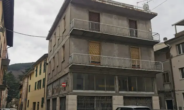 Rexer-Pieve-Santo-Stefano-Vendesi-intero-palazzo-a-Pieve-Santo-Stefano-Terrazzo
