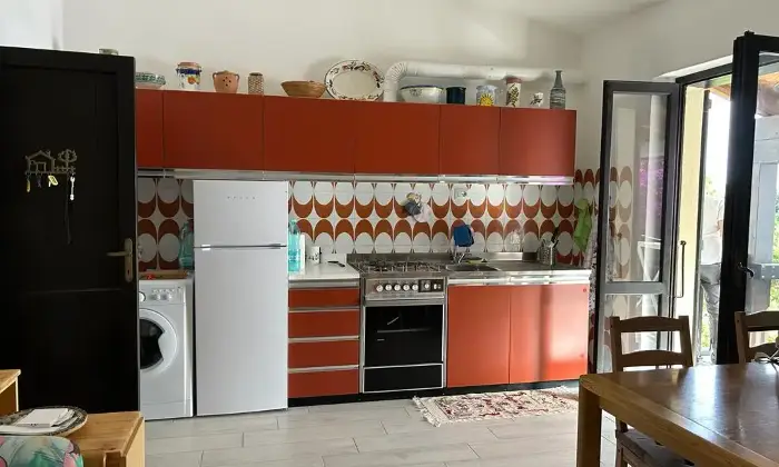 Rexer-Santa-Teresa-Gallura-Appartamento-BILOCALE-a-mt-dal-mare-con-posto-auto-riservato-Cucina