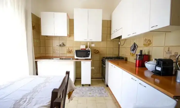 Rexer-Portocannone-Palazzina-a-Portocannone-di-tre-unit-abitative-Cucina