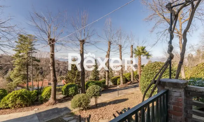 Rexer-TORINO-Due-villette-con-terreno-Terrazzo