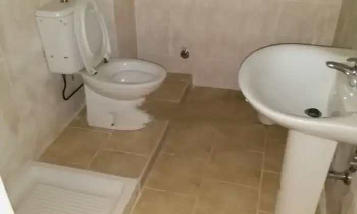 Rexer-Cagli-Vendesi-Trilocale-in-vendita-in-via-Don-Minzoni-a-Cagli-Bagno