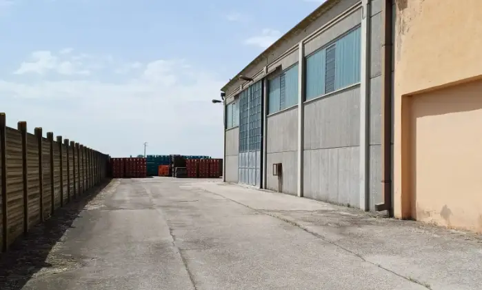 Rexer-Comacchio-Immobile-in-Strada-Statale-Romea-a-San-Giuseppe-di-Comacchio-Terrazzo