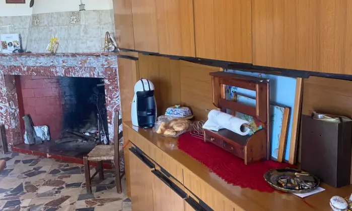 Rexer-San-Basilio-Vendesi-appartamento-con-cantina-a-SAN-BASILIO-SU-SALONE