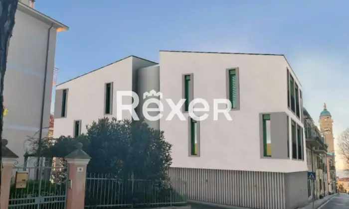 Rexer-SANREMO-Nuovo-Bilocale-con-terrazzo-e-box-Giardino