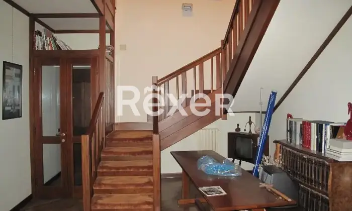 Rexer-Fabriano-Villa-in-vendita-a-Piano-Altro