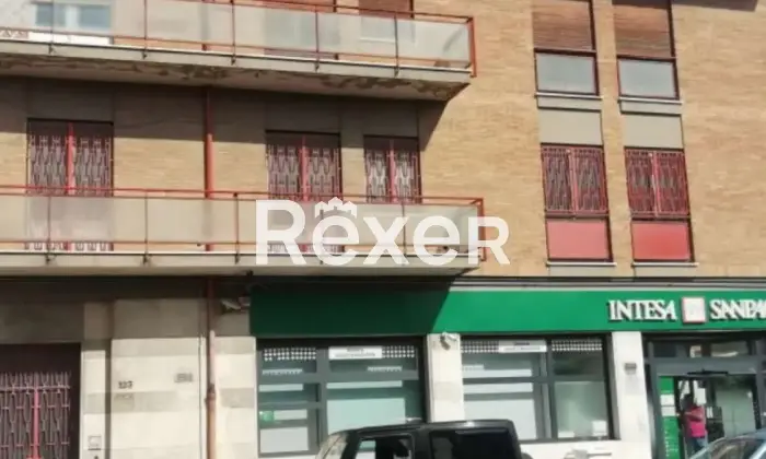 Rexer-Villalba-Stabile-composto-da-sei-appartamenti-mq-Altro