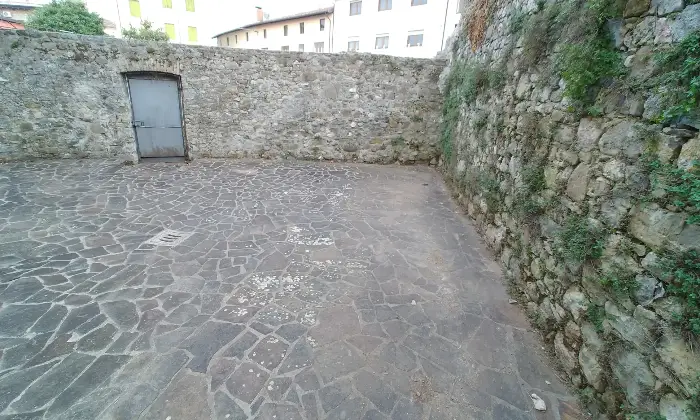 Rexer-Tarcento-Vendesi-Villa-d-epoca-a-Loneriacco-di-Tarcento-Dettagli
