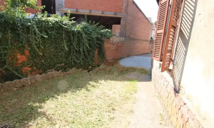 Rexer-Lu-e-Cuccaro-Monferrato-Villa-unifamiliare-via-Roma-Lu-e-Cuccaro-Monferrato-Giardino