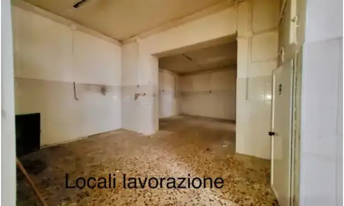 Rexer-Pisticci-Locale-in-vendita-in-via-Italia-a-Pisticci-Altro