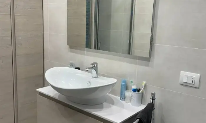 Rexer-Alessandria-Quadrilocale-in-vendita-in-via-Girolamo-Ghilini-ad-Alessandria-Bagno