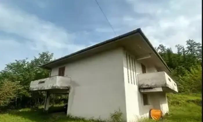 Rexer-Brienza-Casa-indipendente-di-campagna-Terrazzo