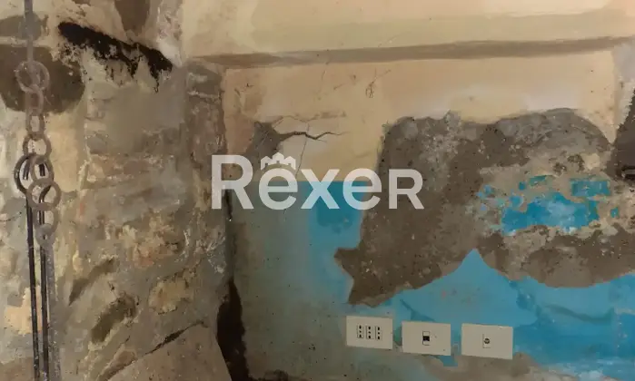 Rexer-Montalcino-Vendesi-casa-indipendente-in-borgo-di-Mezzo-Montalcino-Altro