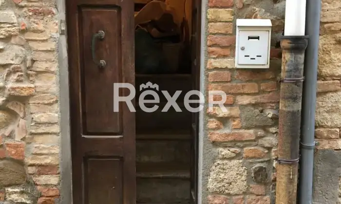Rexer-Montalcino-Vendesi-casa-indipendente-in-borgo-di-Mezzo-Montalcino-Altro