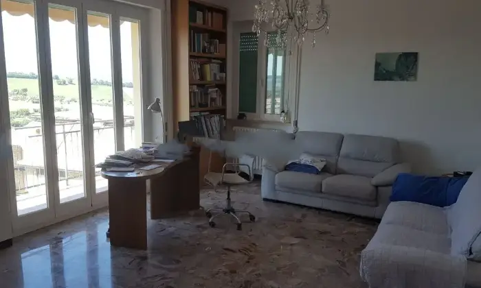 Rexer-Fermo-Vendesi-appartamento-in-viale-Medaglie-DOro-a-Fermo-Altro
