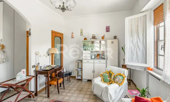 Rexer-Monte-Cerignone-Appartamento-Spazioso-a-Monte-Cerignone-SALONE