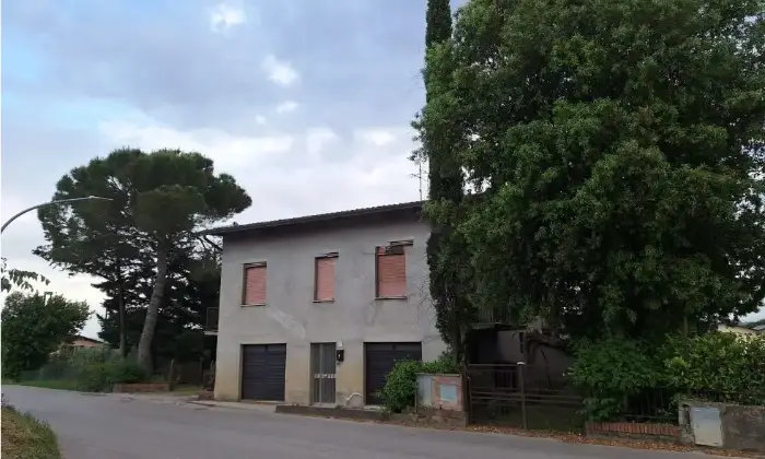 Rexer-Marsciano-Vendesi-Propriet-rustica-in-via-Giacomo-Matteoti-a-Marsciano-Giardino