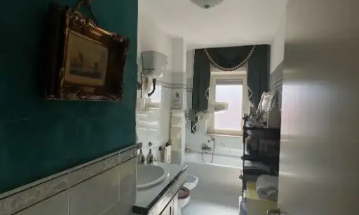 Rexer-Terracina-Vendesi-appartamento-in-via-Calcatore-Citt-Terracina-NON-TRATTABILE-Cucina