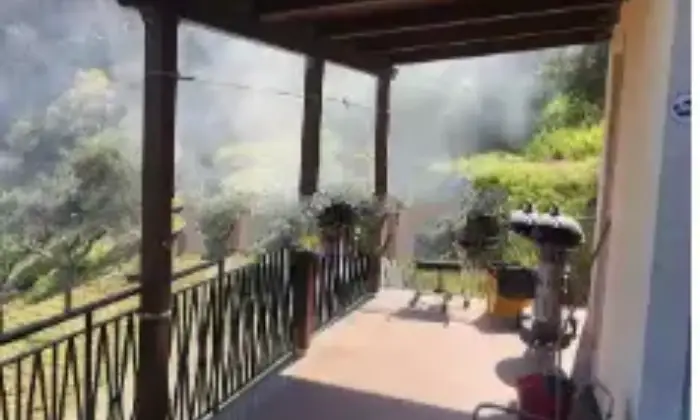 Rexer-Fiumedinisi-Tenuta-Siciliana-vicino-Taormina-vista-mare-Terrazzo