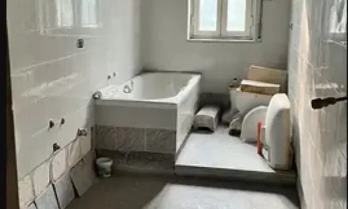 Rexer-Francavilla-in-Sinni-Vendesi-Appartamentoloccommerciale-a-Francavilla-in-Sinni-Bagno