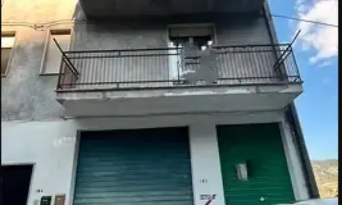 Rexer-Francavilla-in-Sinni-Vendesi-appartamento-in-Via-Luigi-Ciminelli-a-Francavilla-in-Sinni-Terrazzo