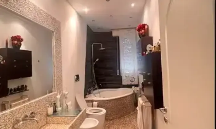 Rexer-Ponte-Buggianese-Appartamento-in-Via-Buggianese-Ponte-Buggianese-Bagno