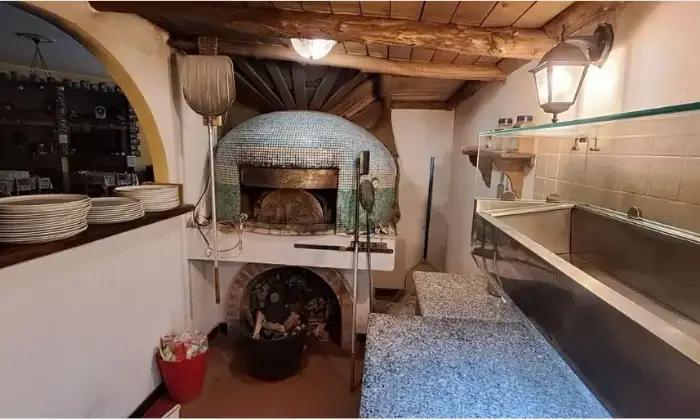 Rexer-Ne-Masseria-in-vendita-in-via-Picchetti-a-Ne-Cucina