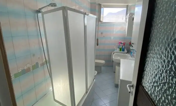 Rexer-Loano-Appartamento-a-pochi-passi-dal-Lungomare-di-Loano-BAGNO