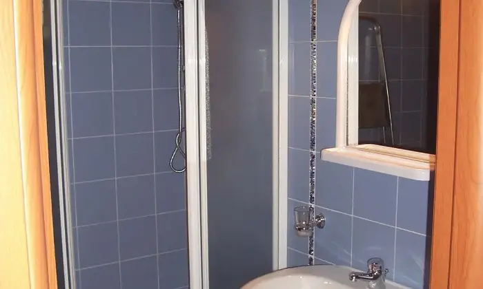 Rexer-Vittoria-Villa-con-grande-appartamento-climatizzato-Bagno