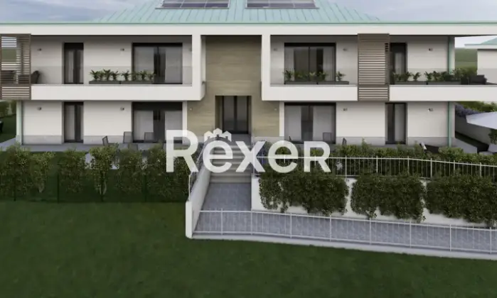 Rexer-CAPIAGO-INTIMIANO-Trilocale-con-giardino-Giardino
