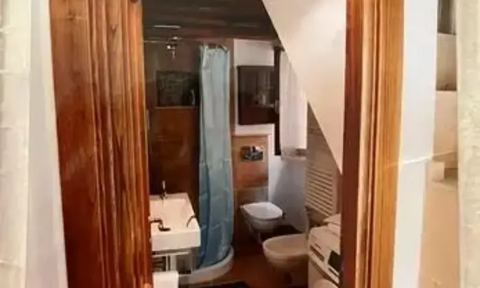Rexer-Brugnato-Vendesi-terratetto-a-Brugnato-SP-BAGNO