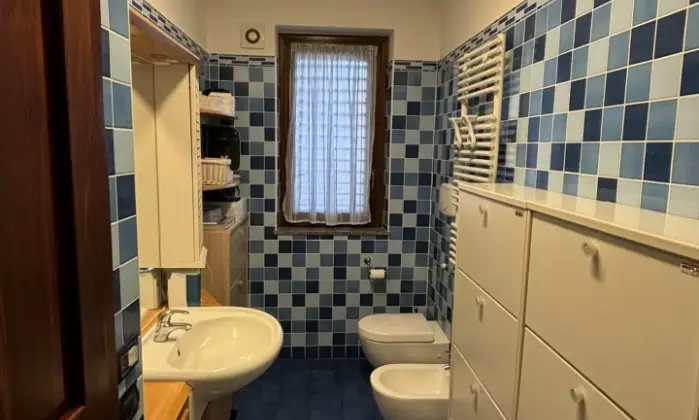 Rexer-San-Giovanni-la-Punta-Comodo-e-signorile-vani-due-elevazioni-a-Trappeto-centro-Bagno