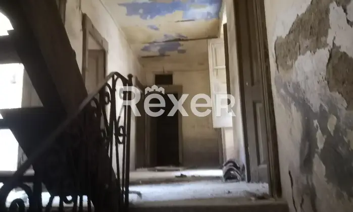 Rexer-Bitti-Vendiamo-casa-indipendente-Altro