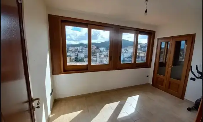 Rexer-Ozieri-Vendesi-appartamento-in-Via-ScanuOzieri-SS-Altro