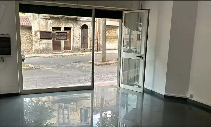 Rexer-Cittanova-Locale-commerciale-in-vendita-in-via-Grimaldi-a-Cittanova-Altro