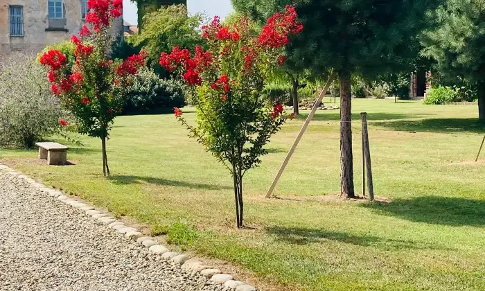 Rexer-Castellazzo-Novarese-Dimora-storica-lungo-la-strada-Valsesia-vicino-a-Novara-Giardino