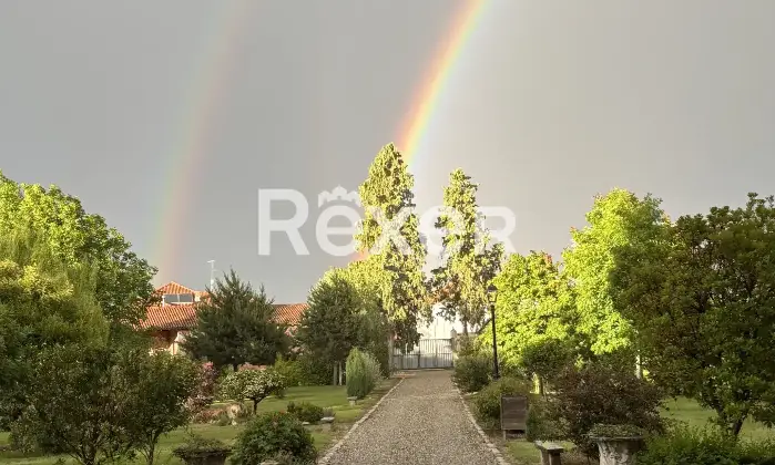 Rexer-Castellazzo-Novarese-Dimora-storica-lungo-la-strada-Valsesia-vicino-a-Novara-Giardino