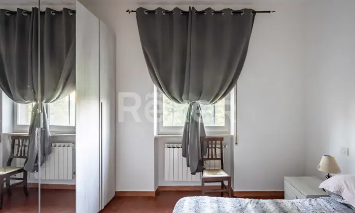 Rexer-Pietralunga-Villa-su-due-livelli-con-corte-esterna-Altro
