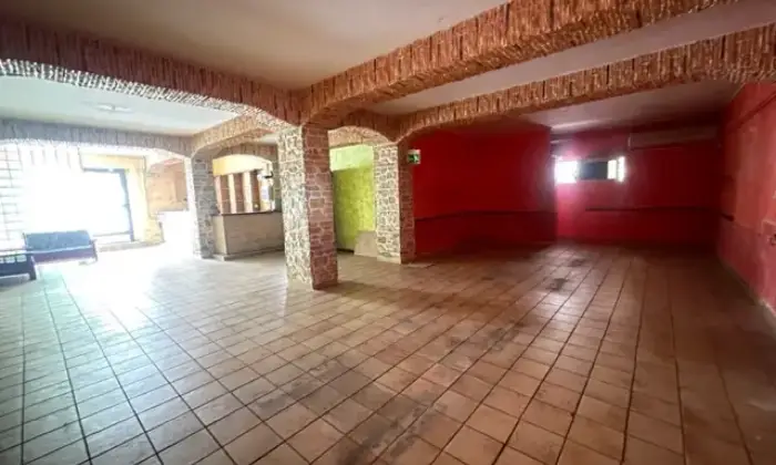 Rexer-Reggio-Calabria-Ampio-locale-commerciale-in-centro-storico-Altro