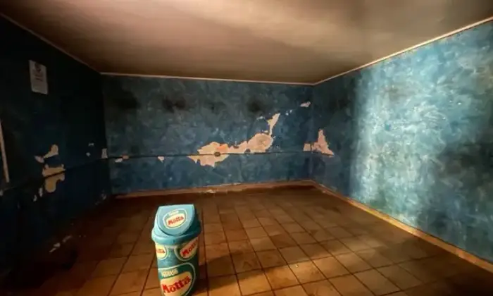 Rexer-Reggio-Calabria-Ampio-locale-commerciale-in-centro-storico-Altro