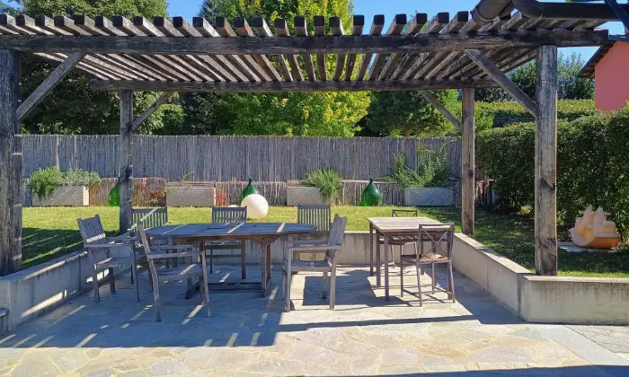 Rexer-La-Morra-Villa-con-piscina-nelle-Langhe-adibita-a-BB-Altro