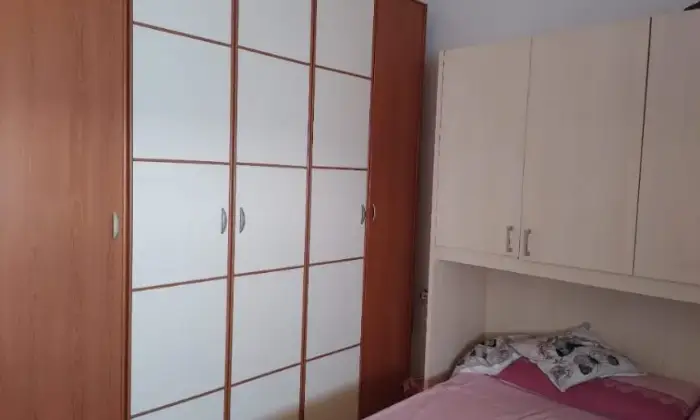 Rexer-Vibonati-Appartamento-su-due-piani-in-via-Carlo-Pisacane-a-Vibonati-Garage